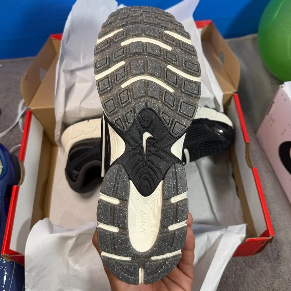 Nike v5 Rnr jackie robinson day Brand new
